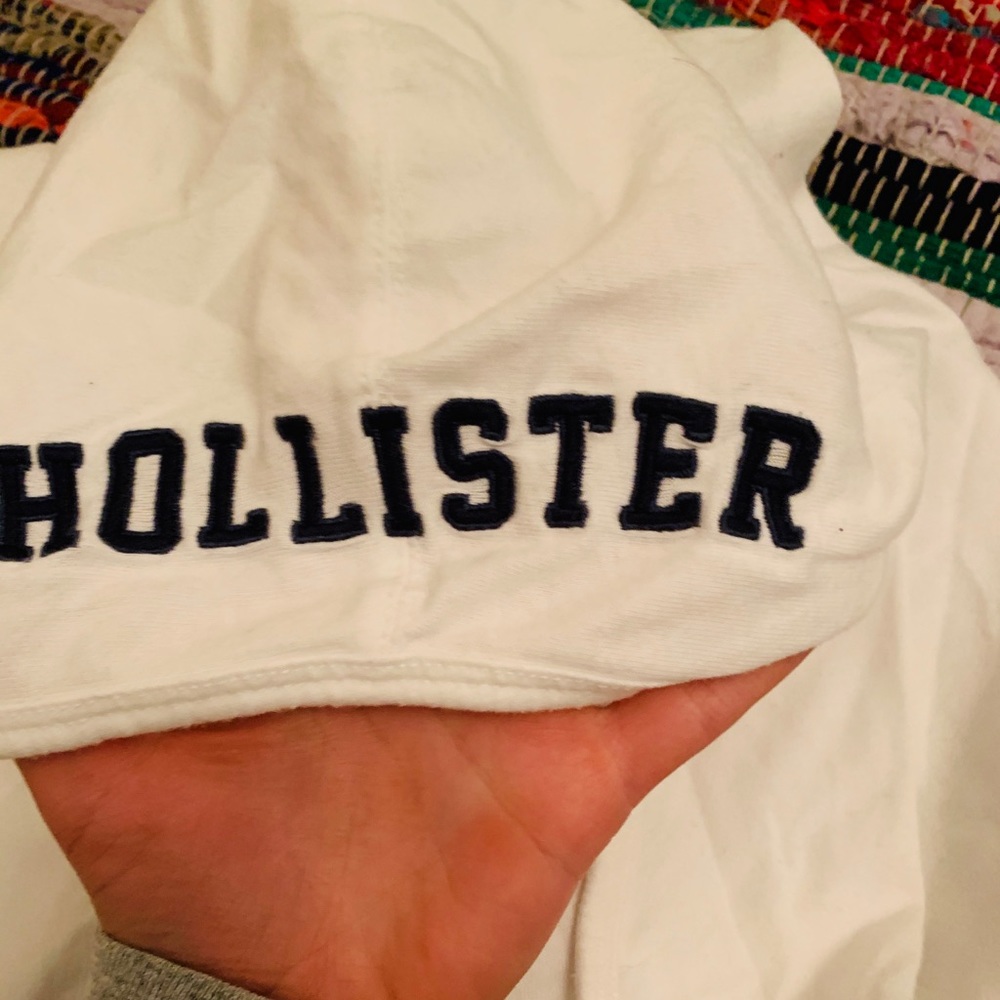 Hollister shirt w/ hoodie